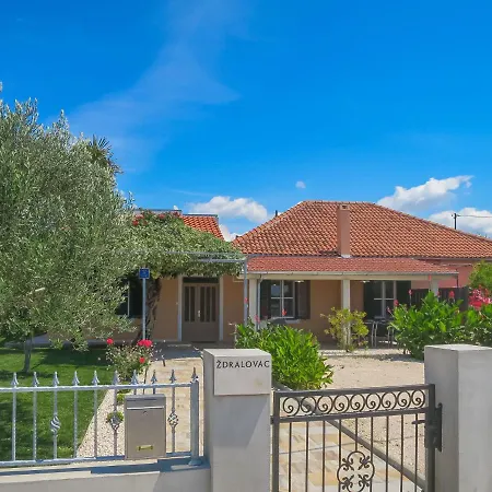 Holiday home Lidija - Zad501 By Interhome