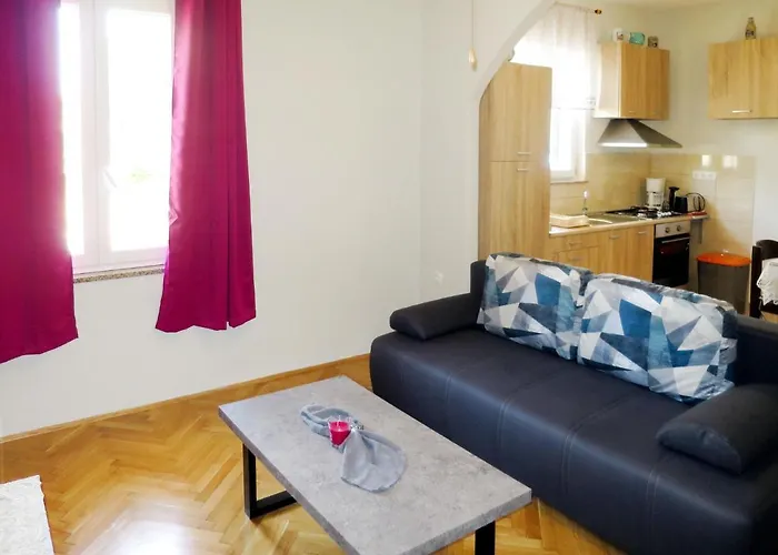 Semesterbostad Lidija By Interhome